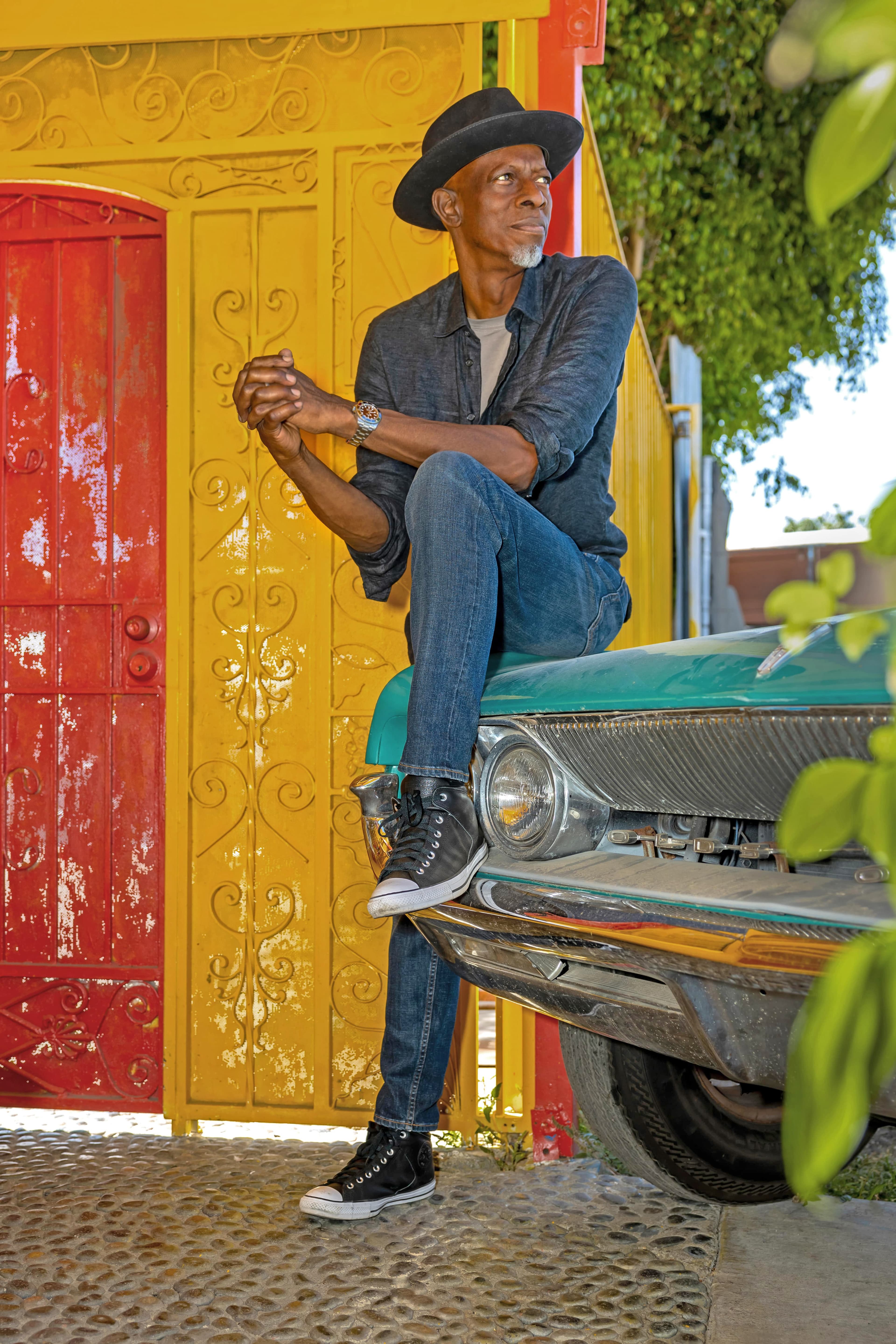 KEB’ MO’