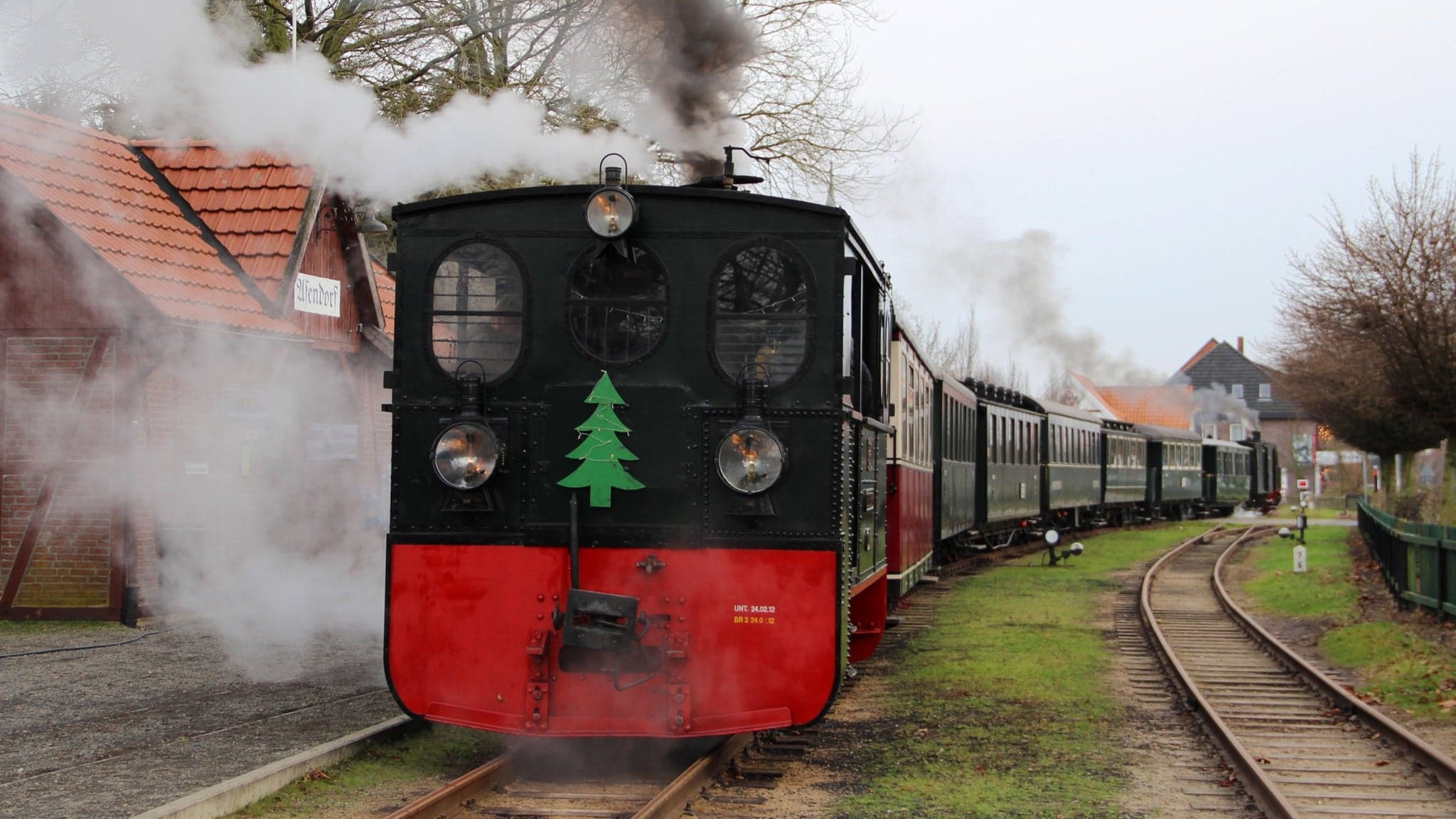 Steampunk meets Steamtrain (Dampfzug) (Hin- und Rückfahrt)