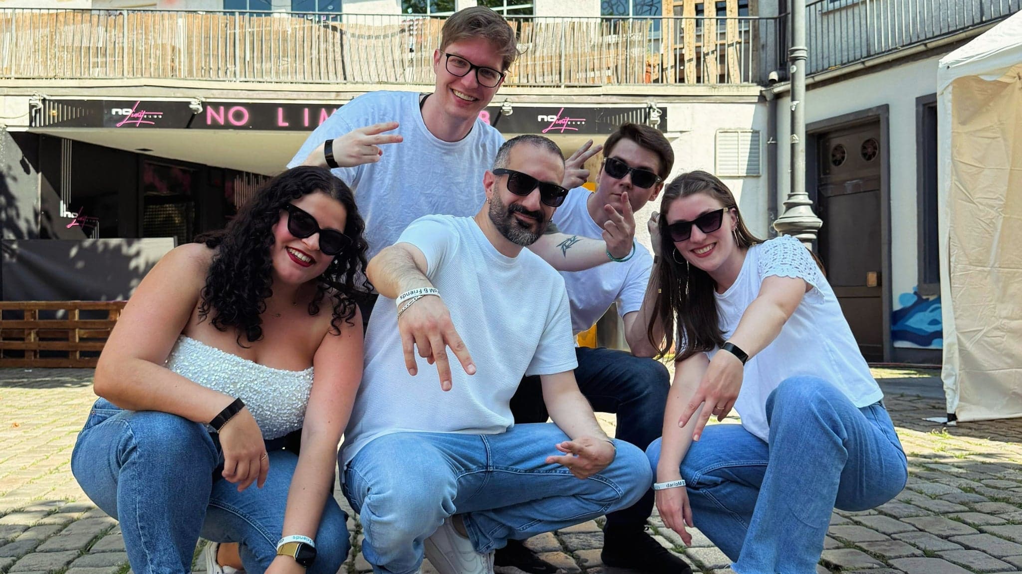 darioM & Friends